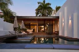 Casa rosa · La casa rosa de Zicatela / Top-tier beachouse
