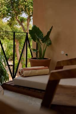 Pan Beach - 1Br 1Ba +(King size bed) Adults only