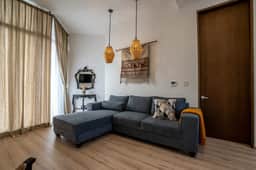 Chic Private Suite Near Historic Center