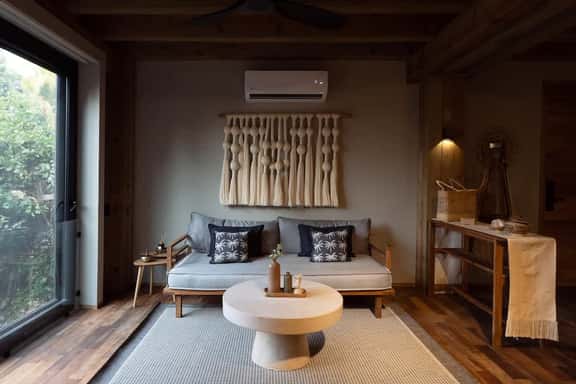 Loft kineki 4 - Image 1
