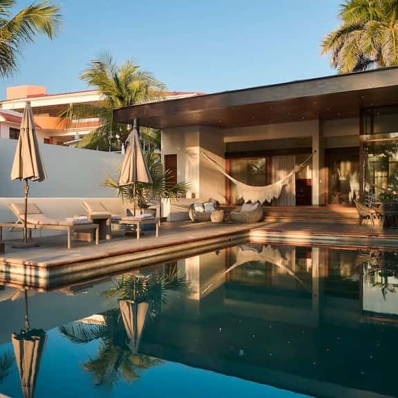Casa rosa · La casa rosa de Zicatela / Top-tier beachouse - Image 1
