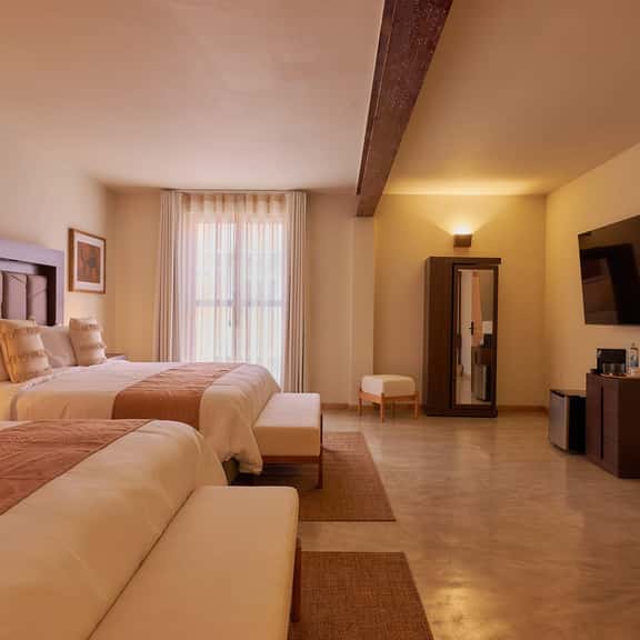 Elegant Double King Room in Oaxaca's Historic Center - Image 1