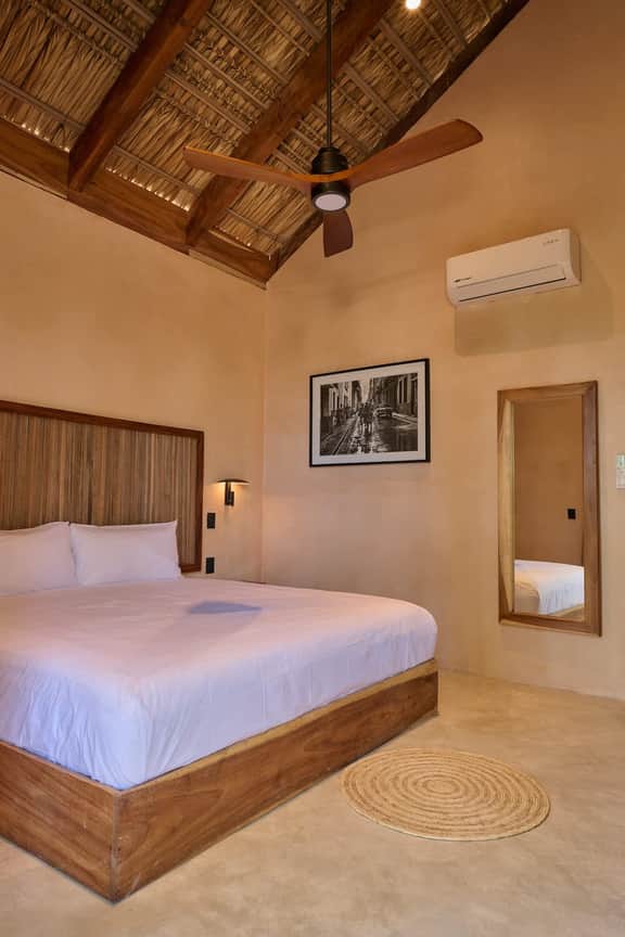 Tropical Suite - 200m to Beach