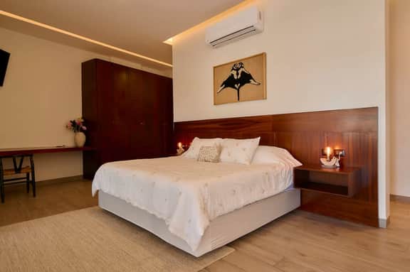 Casa rosa · La casa rosa de Zicatela / Top-tier beachouse