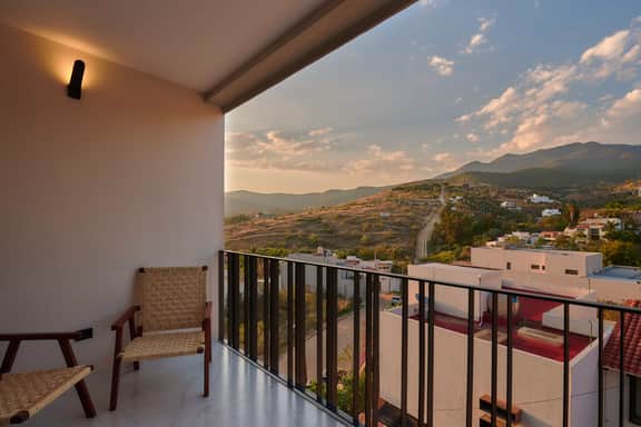 Unique Apartment w/ Pool Access in MU Kuadru