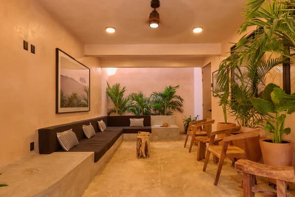 Pan Beach - 1Br 1Ba +(King size bed) Adults only