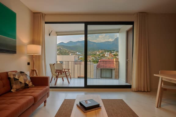 Unique Apartment w/ Pool Access in MU Kuadru